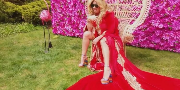 Beata Kozidrak w #Hot16challenge2. Pojawił się „ostry cień” [WIDEO]