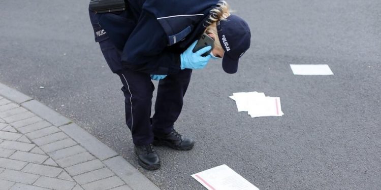 Głogów. Karty do głosowania leżały na ulicy