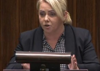 Hartwich wywołała burzę. „Poseł drwiący z hymnu to jednak nowość”