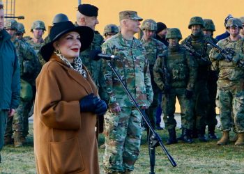 Mosbacher: „Ta nieudolna taktyka nie zadziała w Polsce”