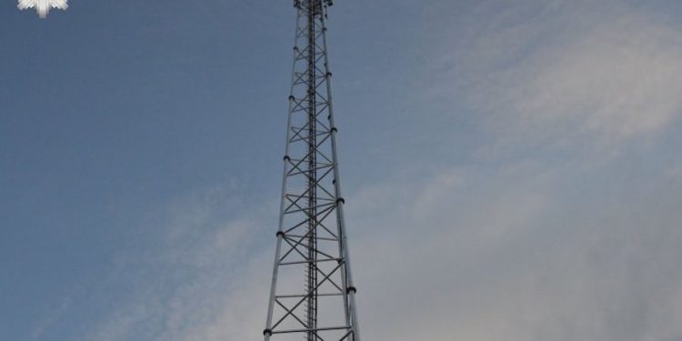 Uszkodził maszt telefonii komórkowej. Grozi mu 5 lat więzienia!