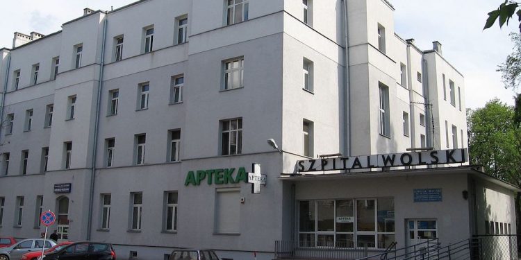 Dwa nowe ogniska koronawirusa w Polsce! Jeden w ośrodku dla cudzoziemców