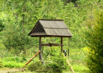 Zwłoki noworodka znalezione w studni. Są wyniki sekcji