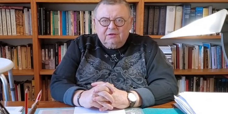 Wojciech Mann o stołku