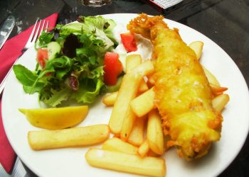 Ceny nad Bałtykiem oszalały! Ile trzeba zapłacić za obiad? Klienci pokazują paragony