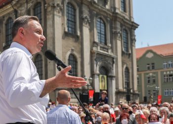 Duda o LGBT: „Próbuje się nam wmówić, że to ludzie. A to po prostu ideologia”
