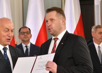 Czarnek o LGBT: „Ci ludzie nie są równi ludziom normalnym”