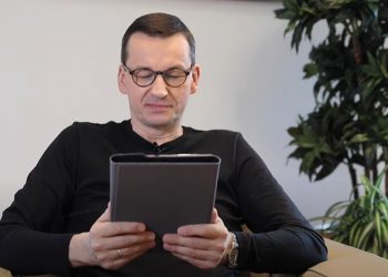 Tusk atakuje Morawieckiego: „Jest w tym naprawdę dobry”