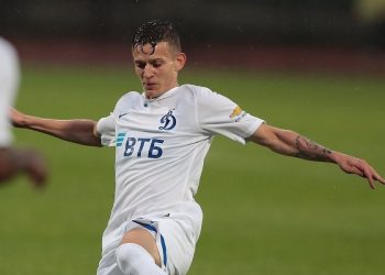 Piłkarz reprezentacji Polski Sebastian Szymański ma koronawirusa