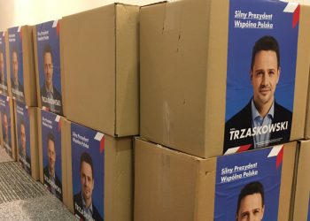 Trzaskowski zebrał ogromną liczbę podpisów. „Brak mi słów”