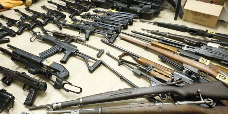 Lublin. Miał cały arsenał! Groził granatem i pistoletem