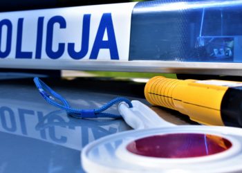16-latek jechał samochodem. Do tego był pod wpływem alkoholu