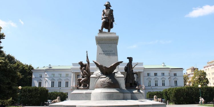 Pomnik Kościuszki w Warszawie zdewastowany!