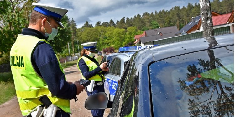 Przekroczył prędkość o 100 km/h. Zdumiewające tłumaczenie