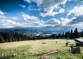 Podwójna opłata za wejście na Gubałówkę. Turyści oburzeni