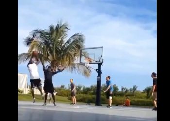 Michael Jordan znów w akcji! To nagranie podbiło sieć [WIDEO]