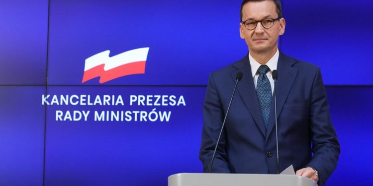 Morawiecki zapowiada powrót kwarantanny. „Namawiają nas do lockdownu”