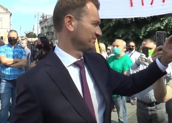 Nitras w spocie PiS. „Panie Trzaskowski, niech pan się odetnie” [WIDEO]