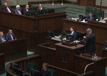 puknij się w czoło