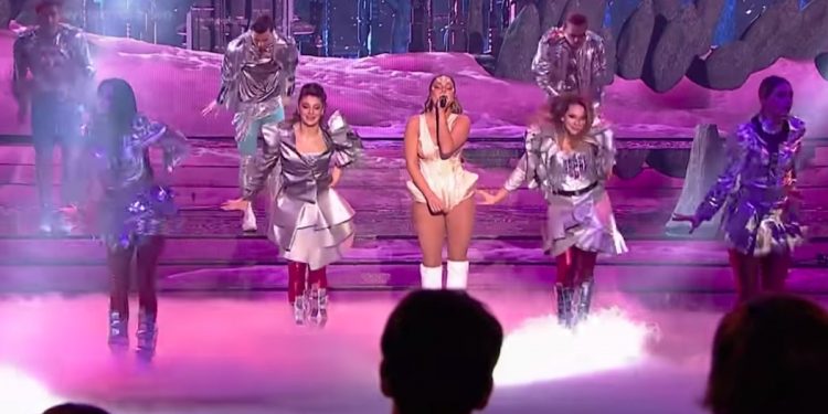 „Twoja Twarz Brzmi Znajomo” wraca na antenę! Uczestnicy pokazali zdjęcia