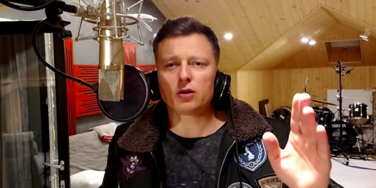 Brzozowski zamiast Kammela! Poprowadzi show TVP