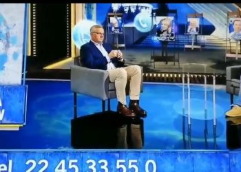 Kobieta zakpiła z TVN 24. „Łyso wam, sprzedawczyki” [WIDEO]