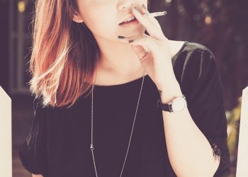 W tym kraju wprowadzono zakaz palenia papierosów! Wszystko przez koronawirusa