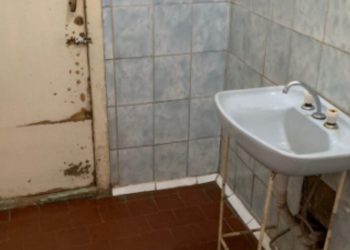 W tym szpitalu przebywał Nawalny. Wstrząsające zdjęcia [FOTO]