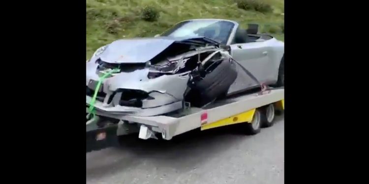 Wypadek warty… ponad 15 milionów. Zderzyły się bugatti i porsche [WIDEO]