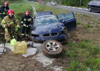 18-latka rozbiła bmw. „Wolno nie jechała”