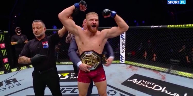 Poprzedni mistrz UFC komentuje zwycięstwo Błachowicza. „Ciesz się przyjacielu”