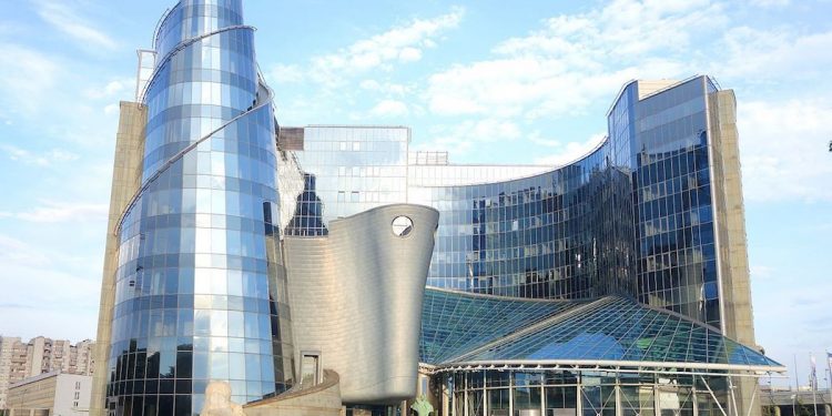Kolejny dziennikarz zmienia stację. Przechodzi z TVN24 do TVP Info