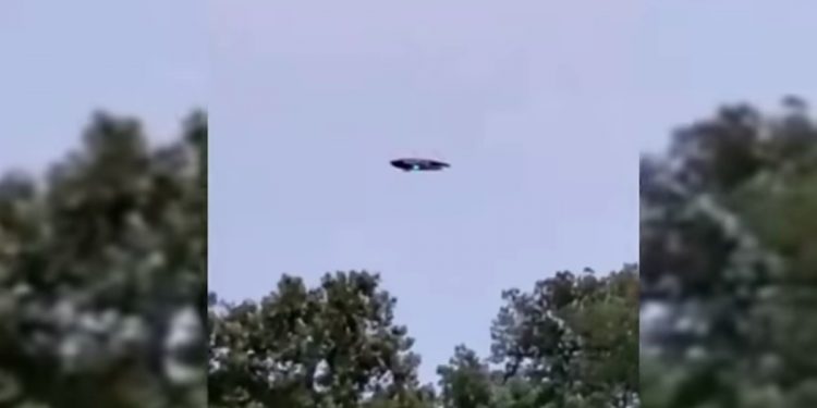 UFO nad New Jersey? Mieszkańcy oszaleli, paraliż na ulicach [WIDEO]