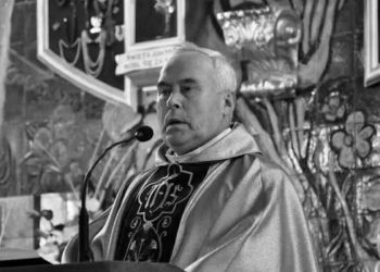 Ksiądz Julian Jóźwik nie żyje. Był zakażony koronawirusem