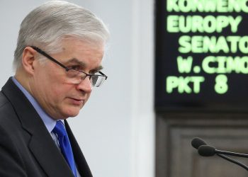 Włodzimierz_Cimoszewicz_71._posiedzenie_Senatu