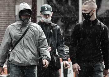 maseczki koronawirus maseczkę