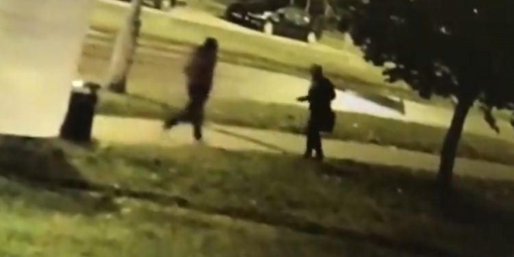 Nożownik zabił 27-latka w Olsztynie! Nadal jest na wolności [WIDEO]