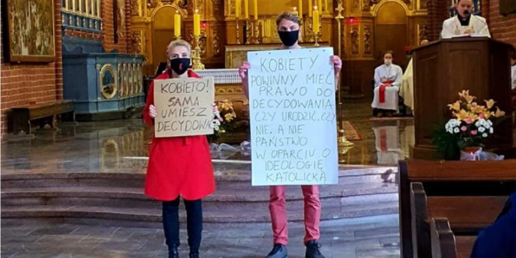 scheuring-wielgus protestowała