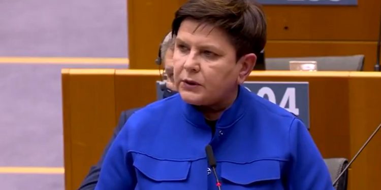 Szydło w PE: „Czy to Wy nie łamiecie w tej chwili praworządności?” [WIDEO]