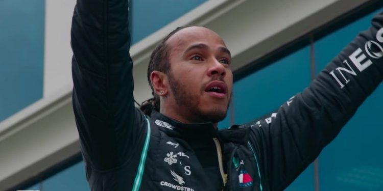 Rekord Schumachera wyrównany. Lewis Hamilton mistrzem świata po raz siódmy! [WIDEO]