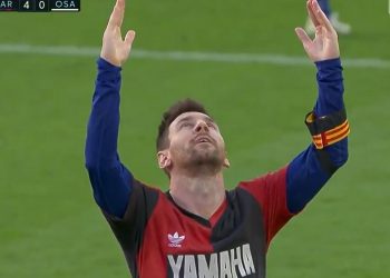 Messi oddał hołd Maradonie. Zdobył piękną bramkę [WIDEO]