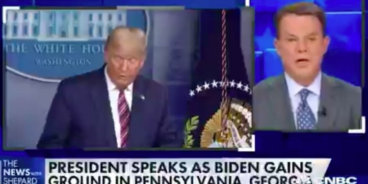 Stacje telewizyjne przerywają przemówienie Trumpa. Ten moment przejdzie do historii [WIDEO]