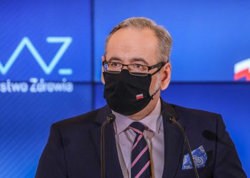 Nowe obostrzenia! „Wprowadzamy kwarantannę narodową”