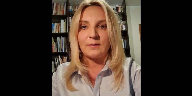 Ścigaj zrezygnowała z pensji posła i podjęła pracę w ośrodku pomocy społecznej