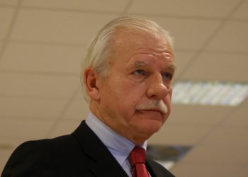 Olechowski zakładał PO. Teraz ostrzega przed… jej powrotem do władzy