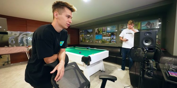 Friz chce wydać płytę. Pomaga mu znany raper [WIDEO]