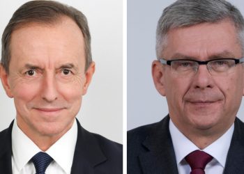 Wspólnie zaszczepią się marszałkowie Karczewski i Grodzki. Będzie na żywo