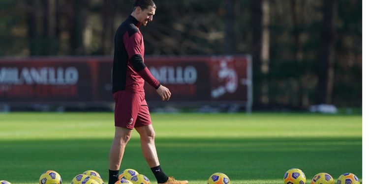 Ibrahimović o walce z koronawirusem: „Rozmawiałem z mieszkaniem”