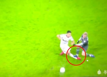 Brutalny faul w Ekstraklasie. „Bandyterka” [WIDEO]