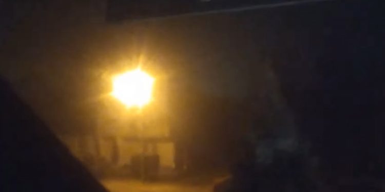 Tajemnicze dźwięki w Krakowie w nocy! „Awaria? Czy nastąpiło jakieś skażenie?” [WIDEO]